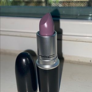 MAC lipstick in “plum princess” no box. New